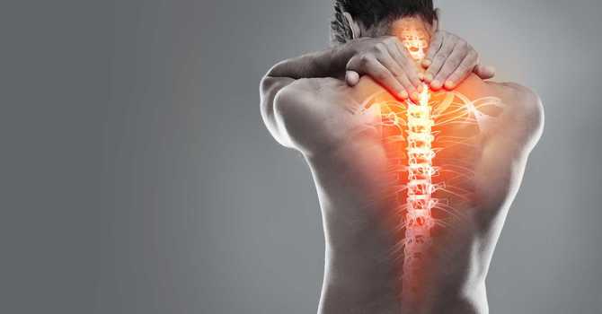 Three Effective Ways to Relieve Mid-Back Pain image